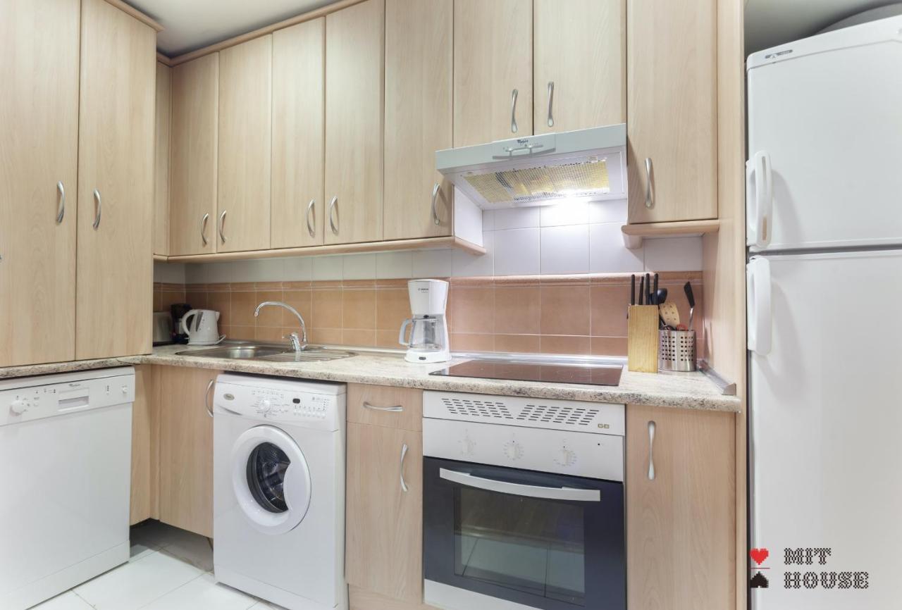 Mit House Puerta Del Sol III En Madrid Apartman Kültér fotó